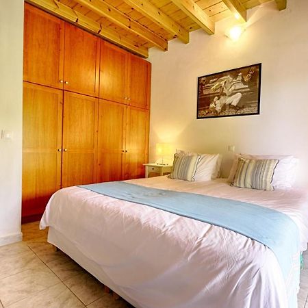 Zen Stone House Villa อายีโอส เยออร์ยิโอส ปากอน ภายนอก รูปภาพ
