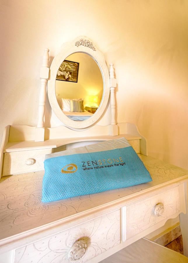 Zen Stone House Villa อายีโอส เยออร์ยิโอส ปากอน ภายนอก รูปภาพ