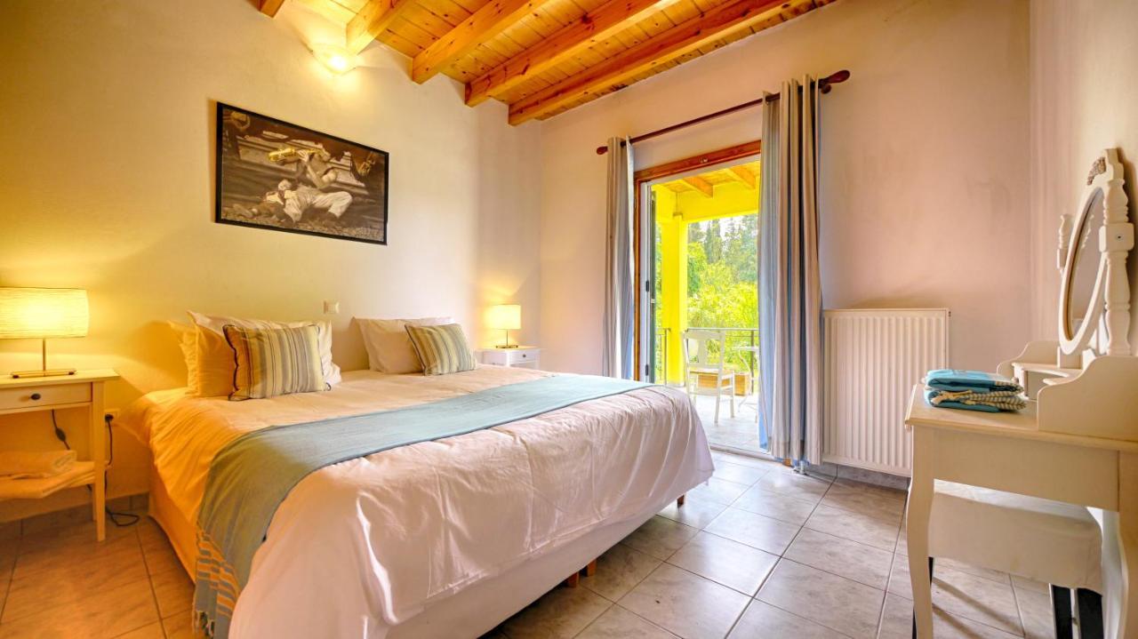 Zen Stone House Villa อายีโอส เยออร์ยิโอส ปากอน ภายนอก รูปภาพ